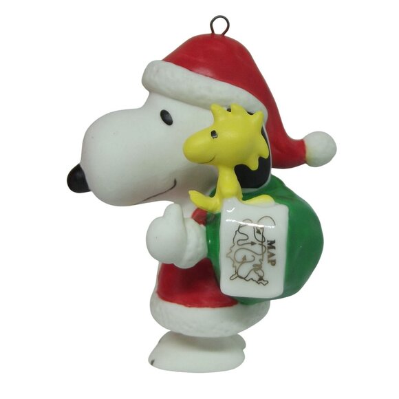 Hallmark Ornament 2017 Spotlight on Snoopy 20th Anniversary Christmas Woodstock - Picture 2 of 15